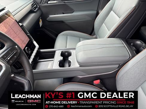 New 2026 GMC Acadia AT4 w/ Super Cruise Package AWD/4WD image 38