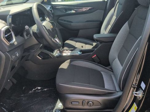 New 2026 Chevrolet TrailBlazer LT w/ Convenience Package FWD image 20