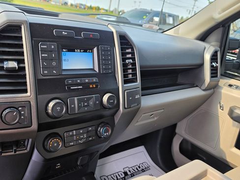 Used 2022 Ford F250 XL w/ Power Equipment Group AWD/4WD image 30