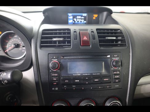 Used 2015 Subaru Forester 2.5i w/ Alloy Wheel Package image 22