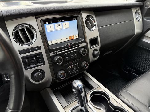 Used 2016 Ford Expedition Limited w/ Equipment Group 301A image 9