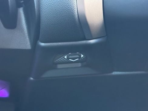 Used 2025 BMW X3 xDrive30i w/ Premium Package image 37