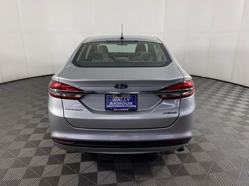 Used 2018 Ford Fusion S FWD image 7