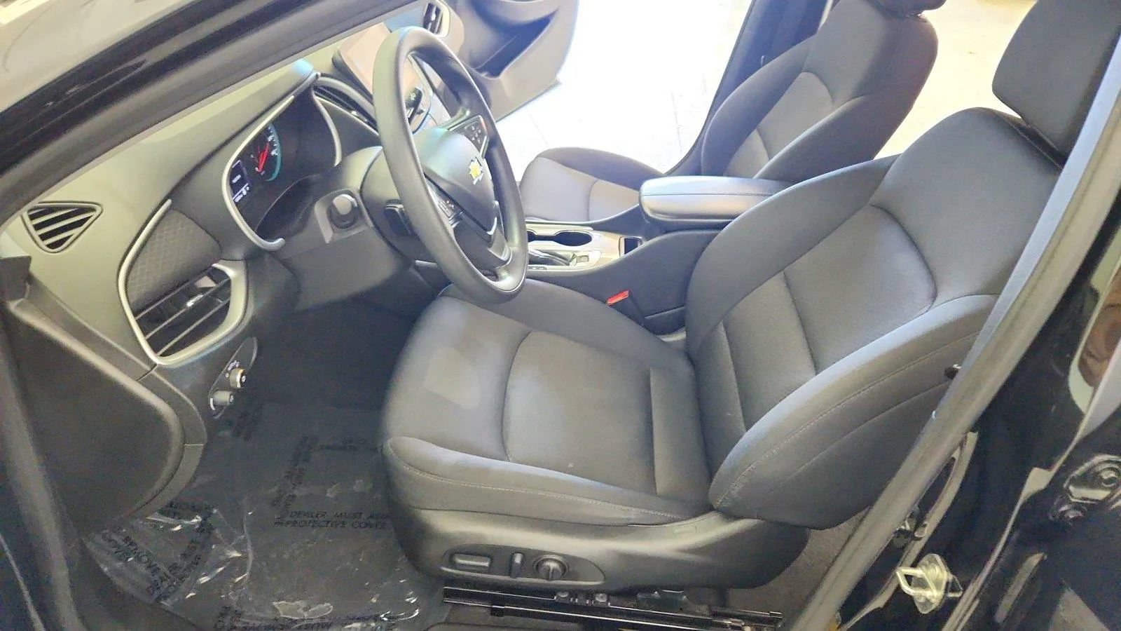 Used 2024 Chevrolet Malibu LT FWD image 15