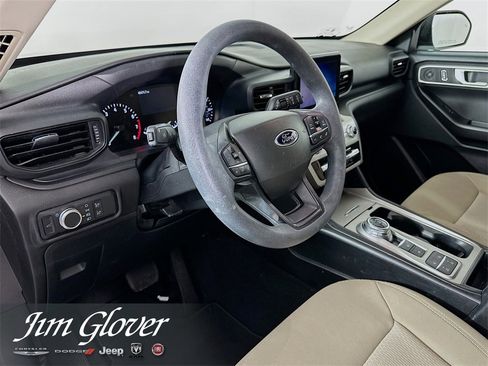 Used 2022 Ford Explorer Base image 26