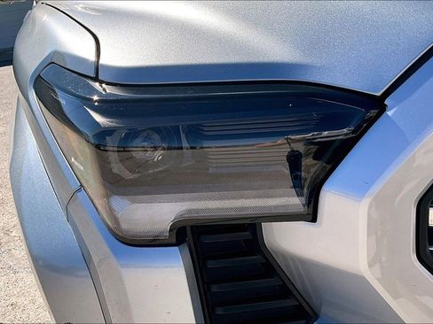 Used 2024 Toyota Tacoma Limited w/ Limited Package (LT) image 30