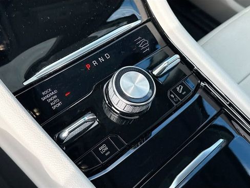 Used 2022 Jeep Grand Cherokee Overland image 19