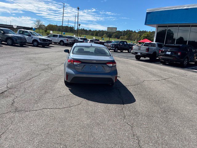 Used 2025 Toyota Corolla LE FWD image 32