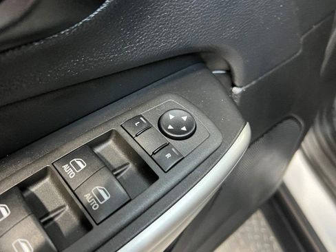 Used 2022 Jeep Cherokee Latitude w/ Sun & Sound Group image 28