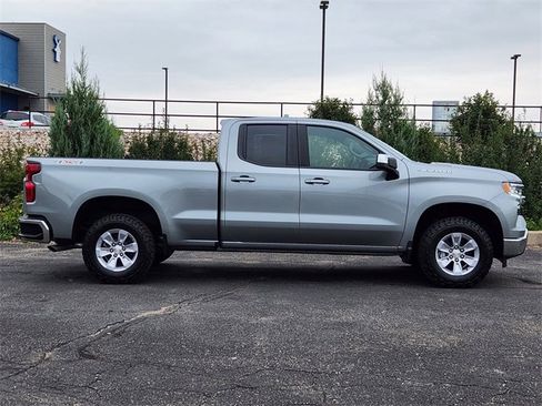 Used 2025 Chevrolet Silverado 1500 LT w/ Protection Package image 2