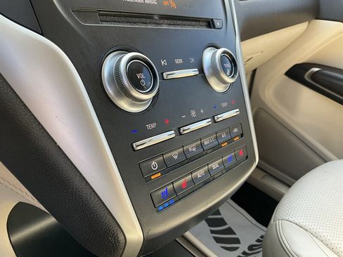Used 2019 Lincoln MKC Reserve FWD image 25