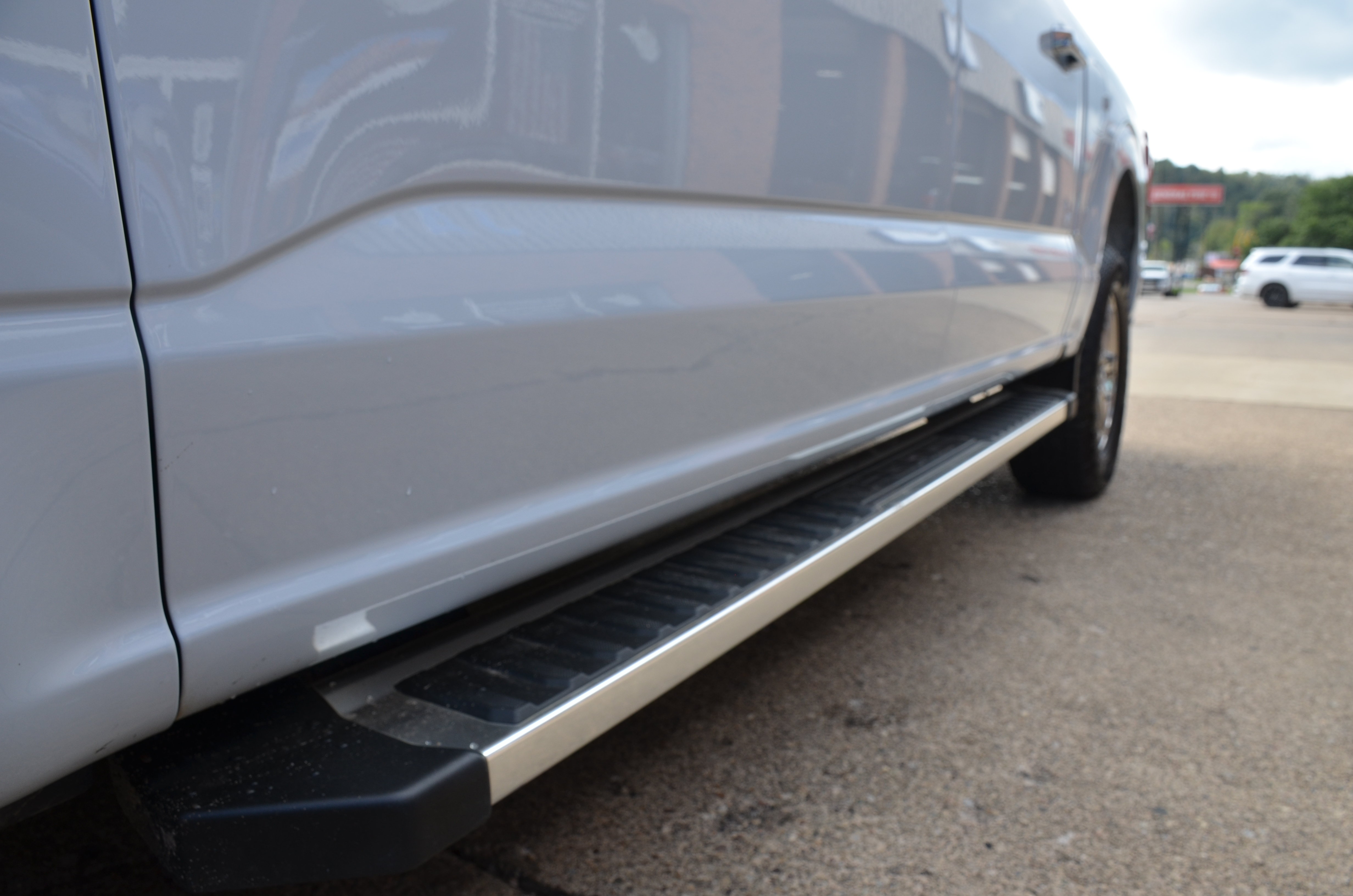Used 2025 Ford F150 XLT w/ Equipment Group 301A Standard AWD/4WD image 11
