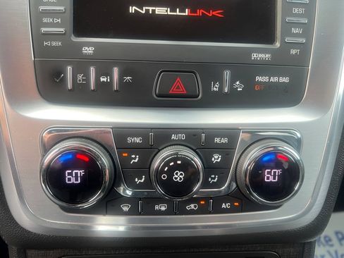 Used 2015 GMC Acadia SLT AWD/4WD image 22