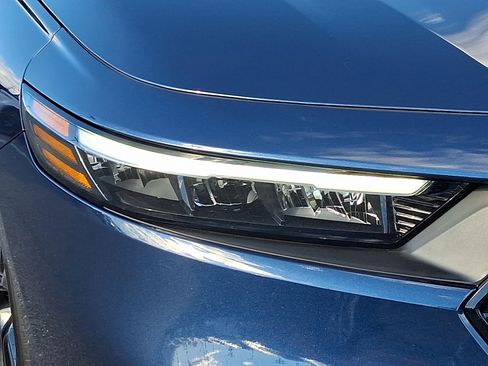 Certified 2025 Honda Accord SE image 9