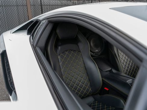 Used 2017 Lamborghini Aventador LP 700-4 AWD/4WD image 63