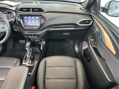 Used 2022 Chevrolet TrailBlazer ACTIV w/ Sun and Liftgate Package image 13