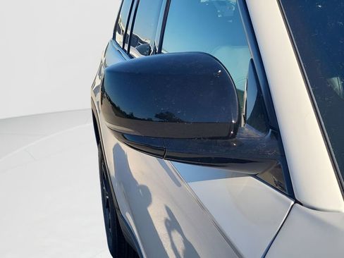 New 2026 Jeep Grand Cherokee Altitude RWD image 21