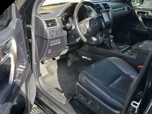 Certified 2020 Lexus GX 460 Luxury w/ Luxury Sport Package image 14