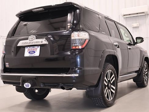 Used 2015 Toyota 4Runner Limited AWD/4WD image 9