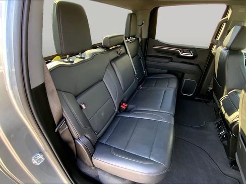 Used 2026 GMC Sierra 1500 SLT AWD/4WD image 20