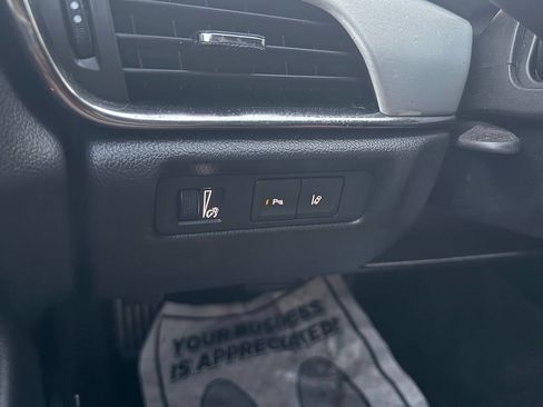 Used 2014 Cadillac ATS Performance w/ Crimson Sport Edition image 32