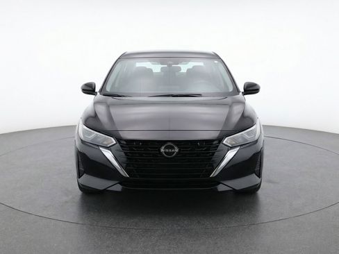 Used 2025 Nissan Sentra SV FWD image 2