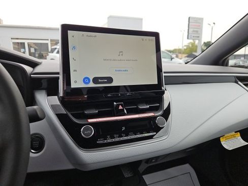 New 2026 Toyota Corolla SE image 32