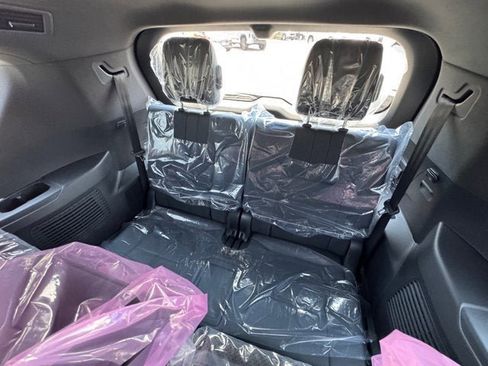 New 2025 Lexus LX 700h Luxury w/ Appearance Package image 13