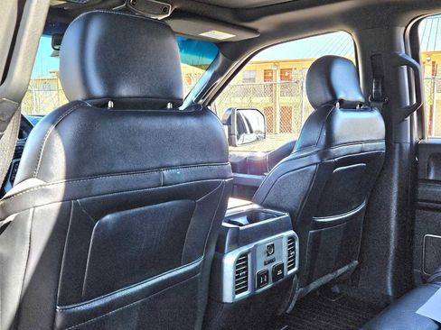 Used 2018 Ford F150 Raptor w/ Equipment Group 802A Luxury image 22