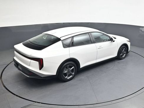 Used 2025 Kia K4 FWD image 26