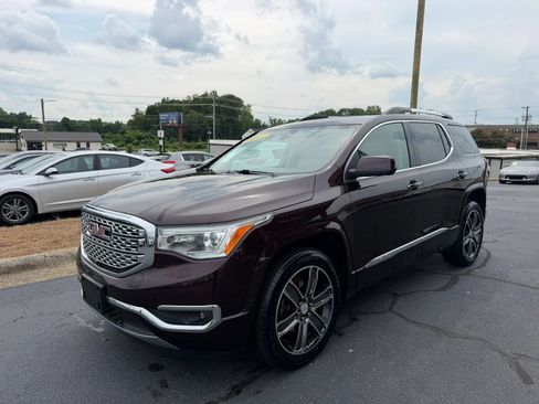 Used 2017 GMC Acadia Denali w/ Technology Package AWD/4WD image 3