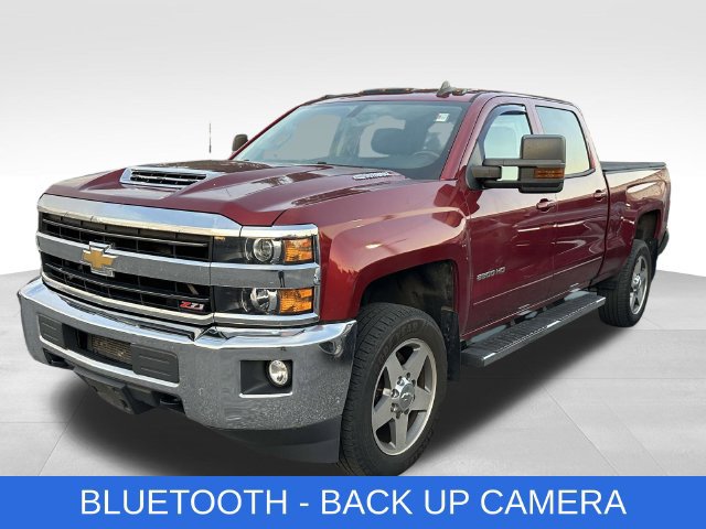 Used 2019 Chevrolet Silverado 2500 LT w/ LT Convenience Package AWD/4WD image 4