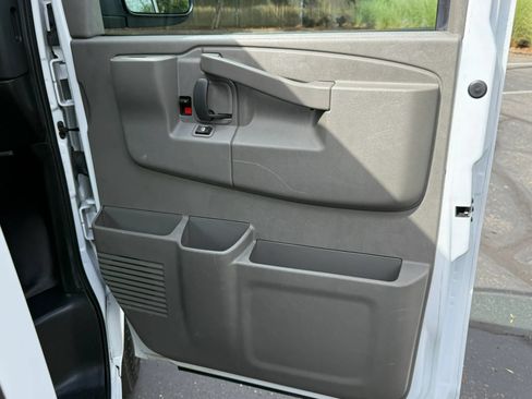 Used 2022 Chevrolet Express 2500 w/ Driver Convenience Package RWD image 22