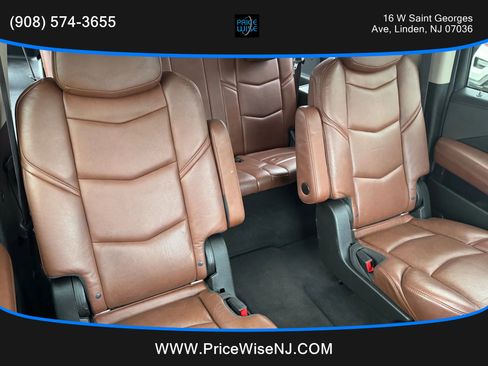 Used 2016 Cadillac Escalade ESV Premium image 22