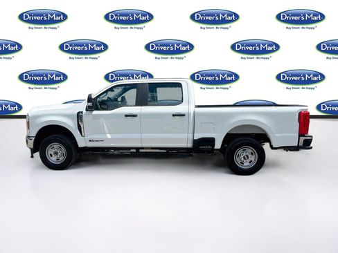 Used 2024 Ford F250 4x4 Crew Cab Super Duty image 4