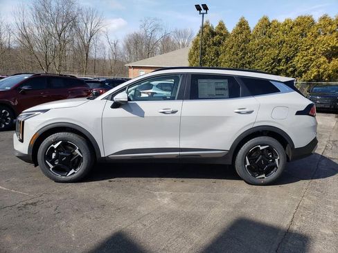 New 2026 Kia Sportage EX AWD/4WD image 3