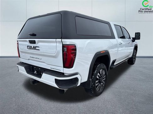 Used 2024 GMC Sierra 2500 Denali Ultimate image 6