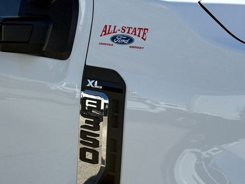 New 2026 Ford F350 XL w/ XL Chrome Package RWD image 9