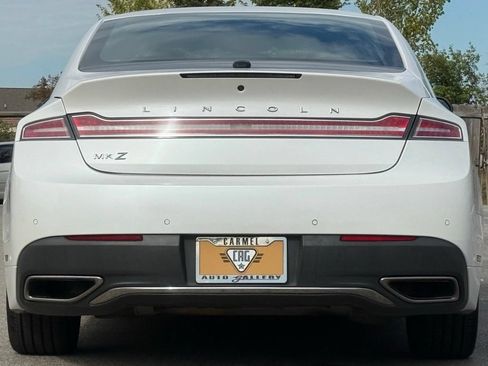 Used 2019 Lincoln MKZ Reserve AWD/4WD image 4