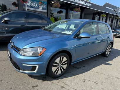 Used 2016 Volkswagen e-Golf SE w/ DC Fast Charging Package