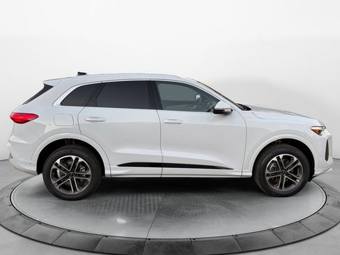 New 2025 Audi Q5 Premium Plus image 8