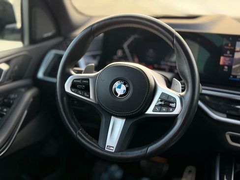 Certified 2025 BMW X5 xDrive40i w/ M Sport Package image 12