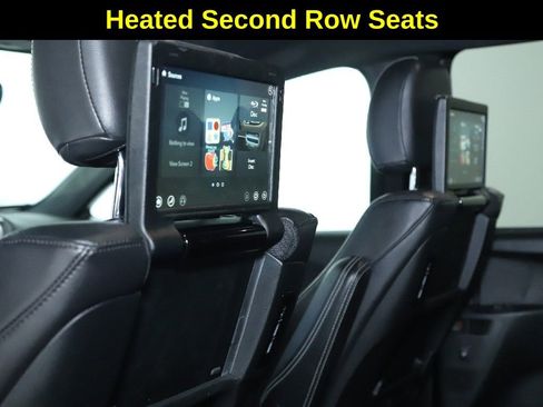 Used 2021 Chrysler Pacifica Touring-L w/ Uconnect Theater Family Group image 15