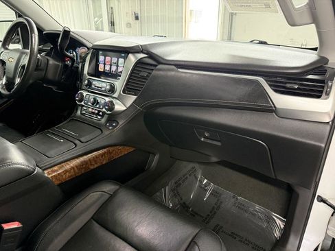 Used 2017 Chevrolet Suburban Premier image 40