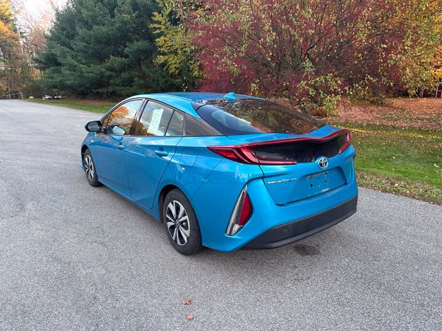 Used 2017 Toyota Prius Prime Premium w/ Carpet Mat Package FWD image 5
