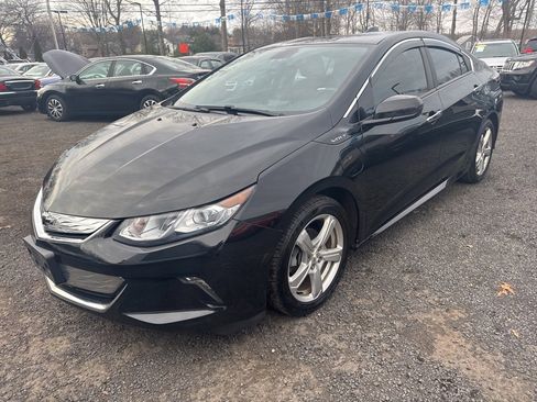Used 2017 Chevrolet Volt LT w/ Comfort Package image 15