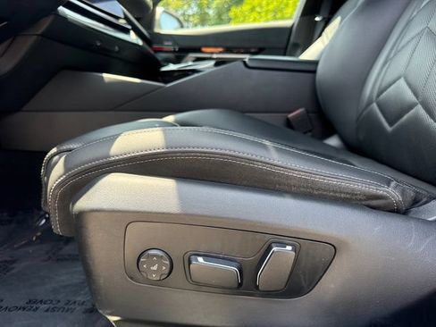 Used 2024 BMW 530i RWD image 14