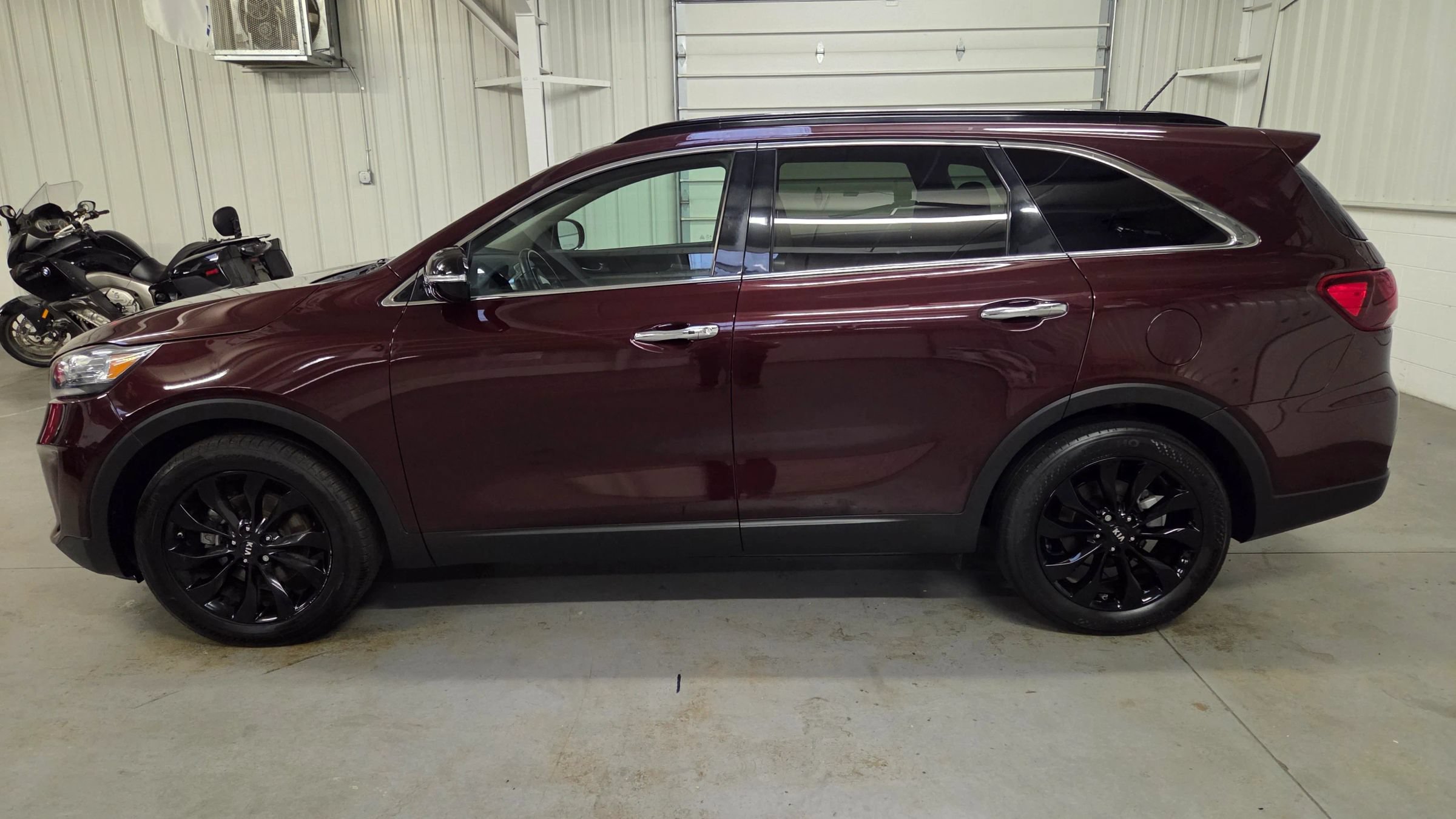 Used 2020 Kia Sorento S FWD image 3