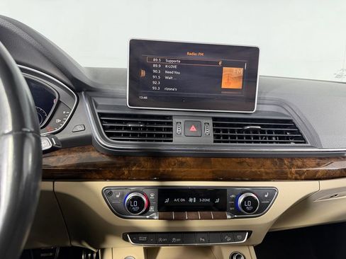 Used 2018 Audi Q5 2.0T Premium Plus w/ Premium Plus Package AWD/4WD image 24
