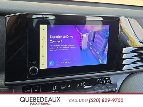 Used 2025 Toyota Camry SE w/ Convenience Package image 17